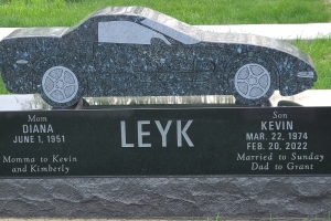 Leyk-Front