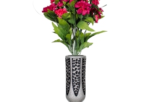 Crest_Silver-Gray_Flowers